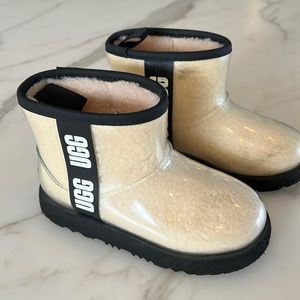 UGG Mini classic ll waterproof clear boot